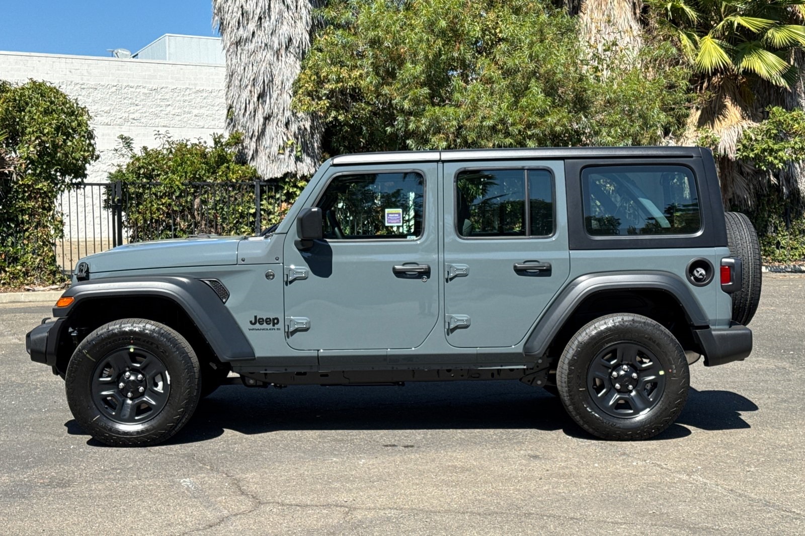 2025 Jeep Wrangler Sport photo 6