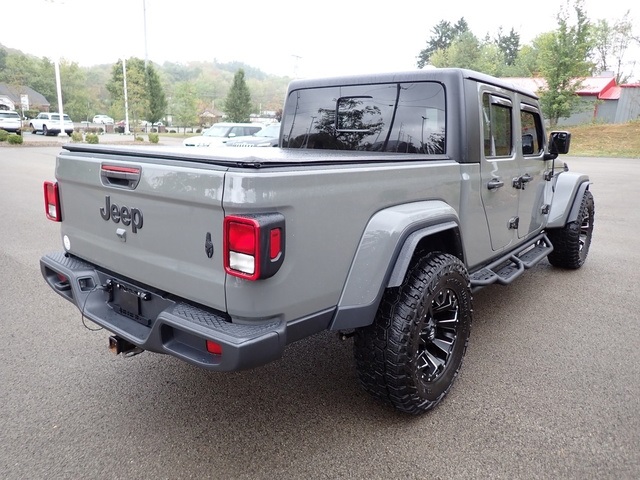 2022 Jeep Gladiator Sport photo 5