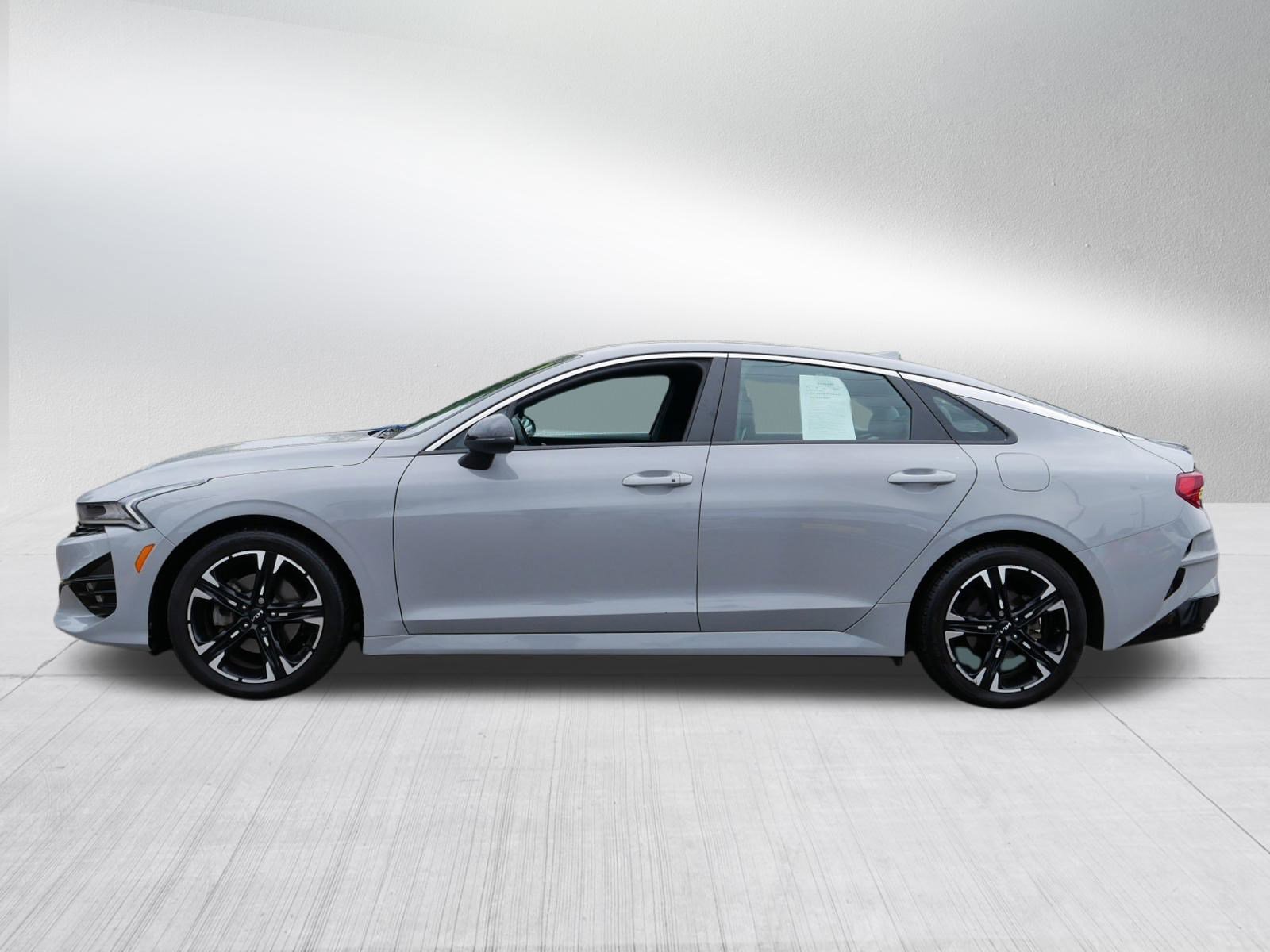2022 Kia K5 GT-Line photo 4