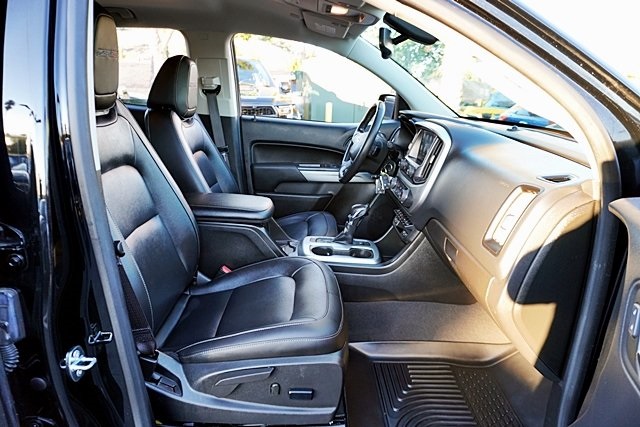 Used 2022 Black Chevrolet ZR2 image 11