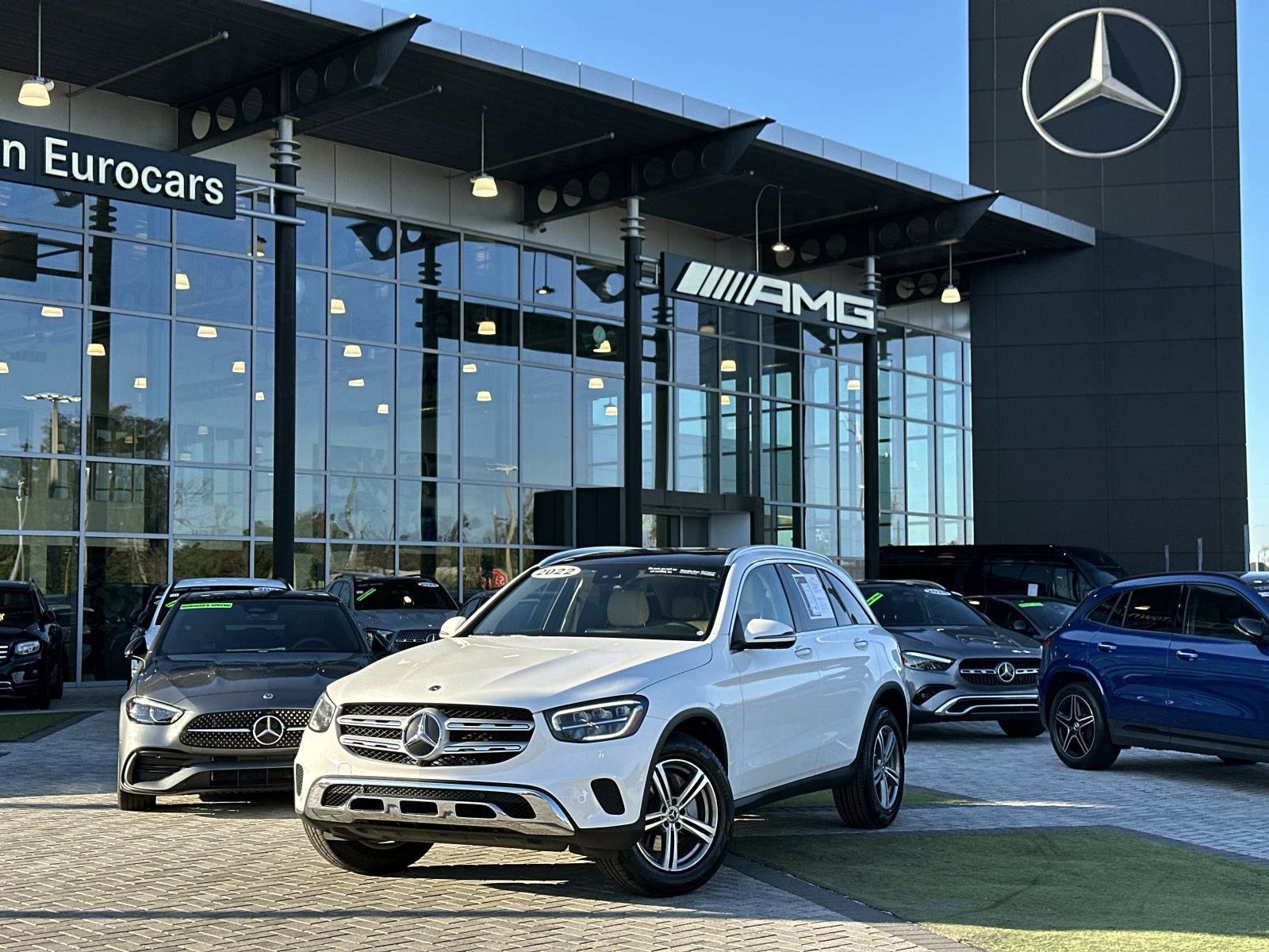 2022 Mercedes-Benz GLC GLC300's photo