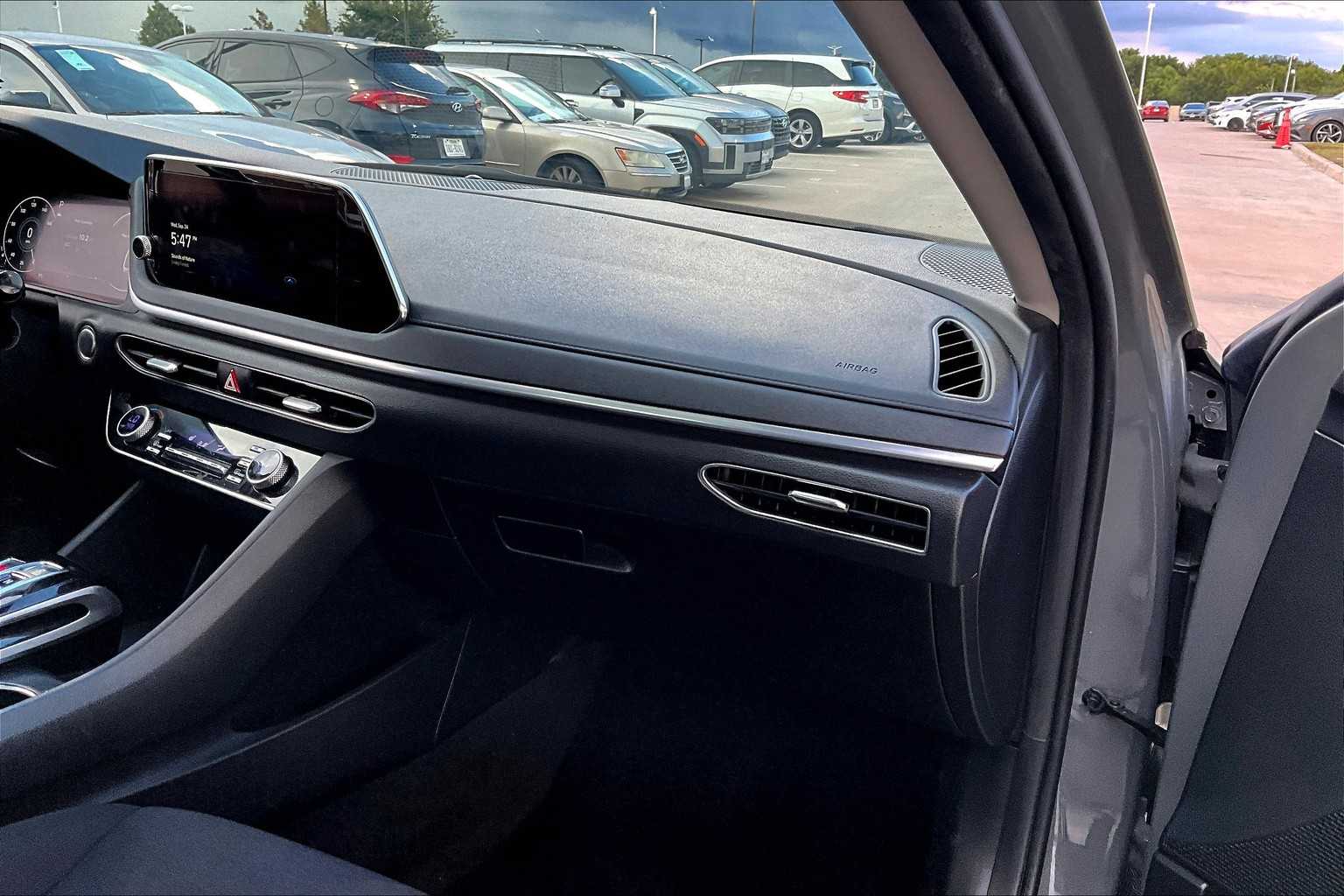 2023 Hyundai Sonata SEL photo 17