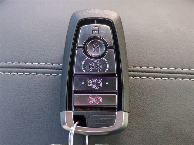 2025 Ford Mustang EcoBoost Premium photo 25
