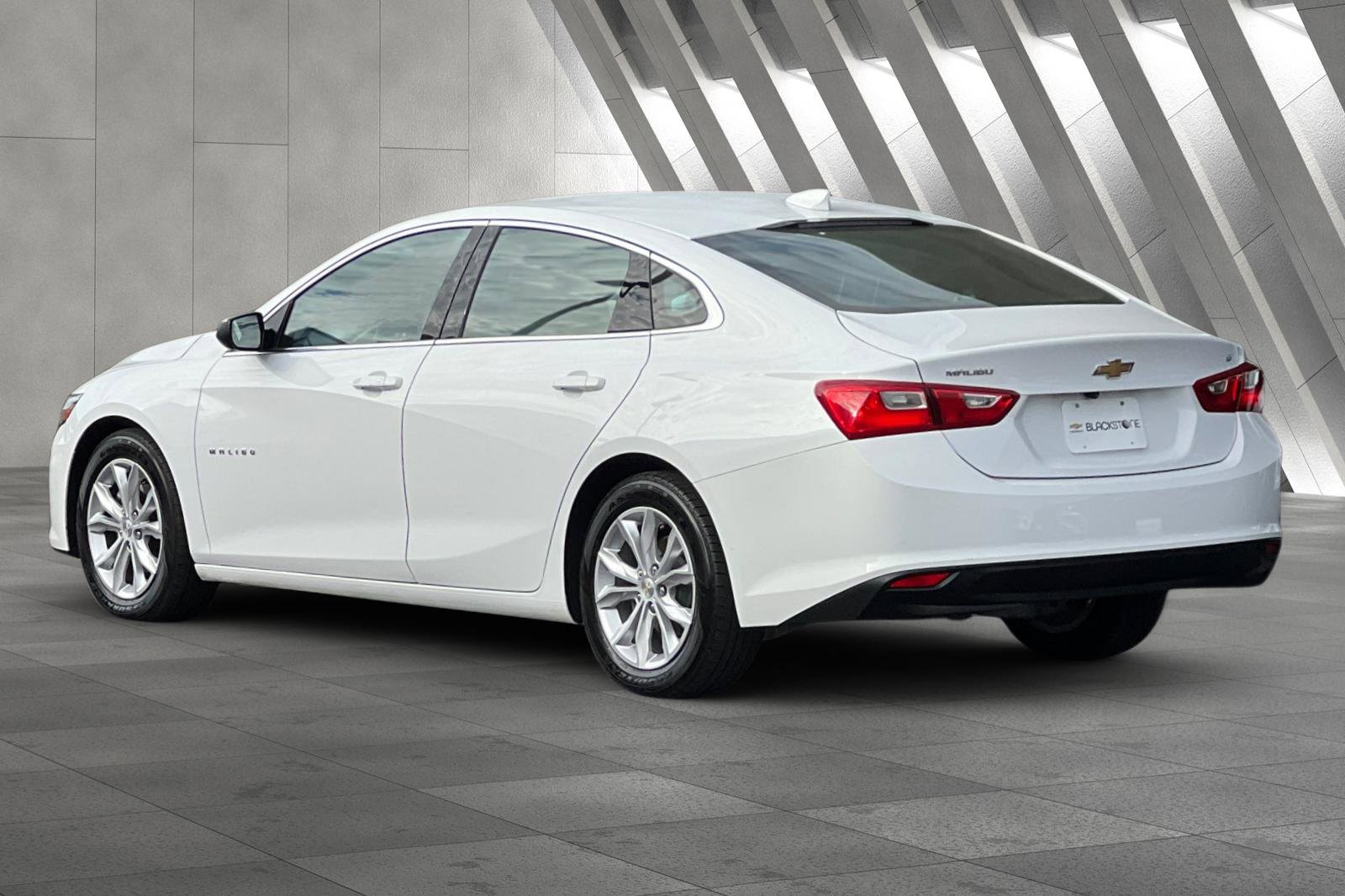 2023 Chevrolet Malibu 1LT photo 5