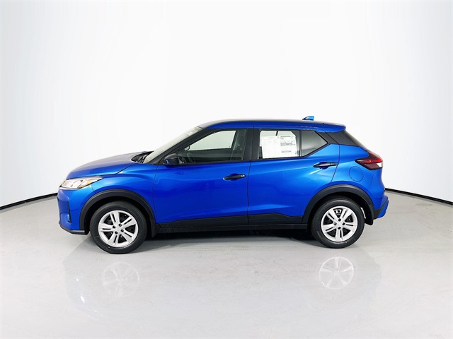 2024 Nissan Kicks S photo 4