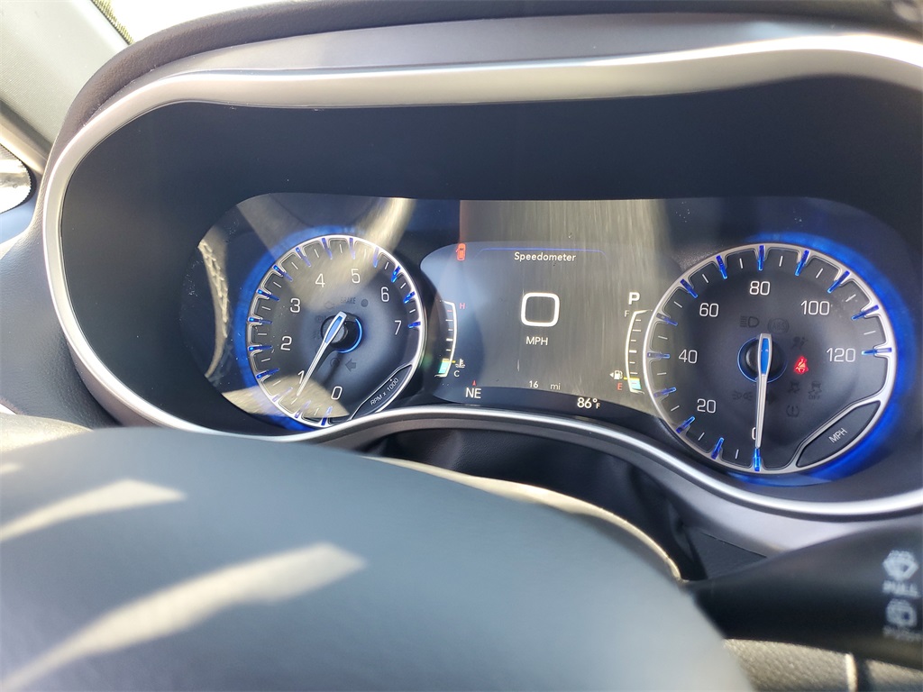 2026 Chrysler Voyager LX photo 13