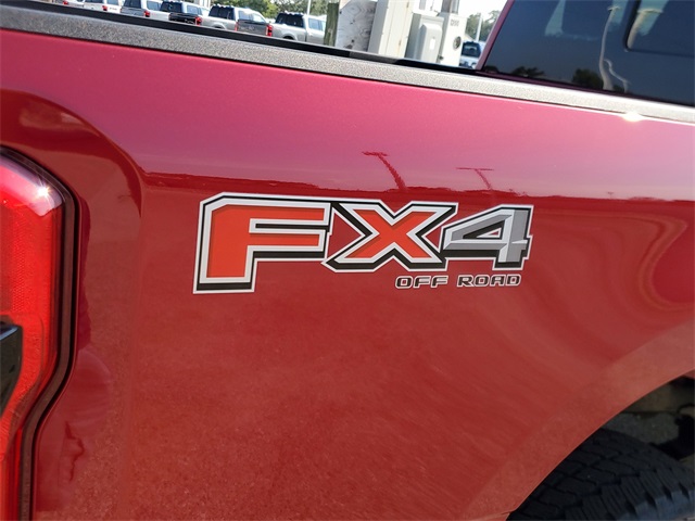 2025 Ford F-250 Lariat photo 6