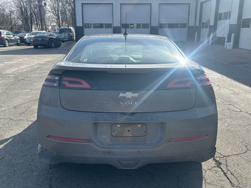 Used 2014 Chevrolet Volt Base with VIN 1G1RA6E49EU127826 for sale in Tipton, IN