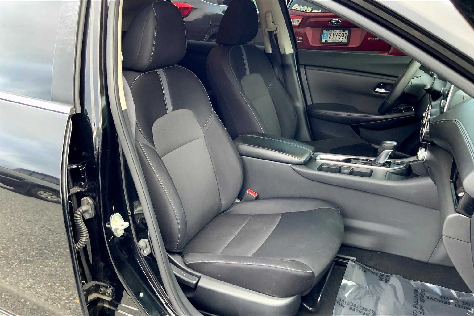 2021 Nissan Sentra SV photo 8