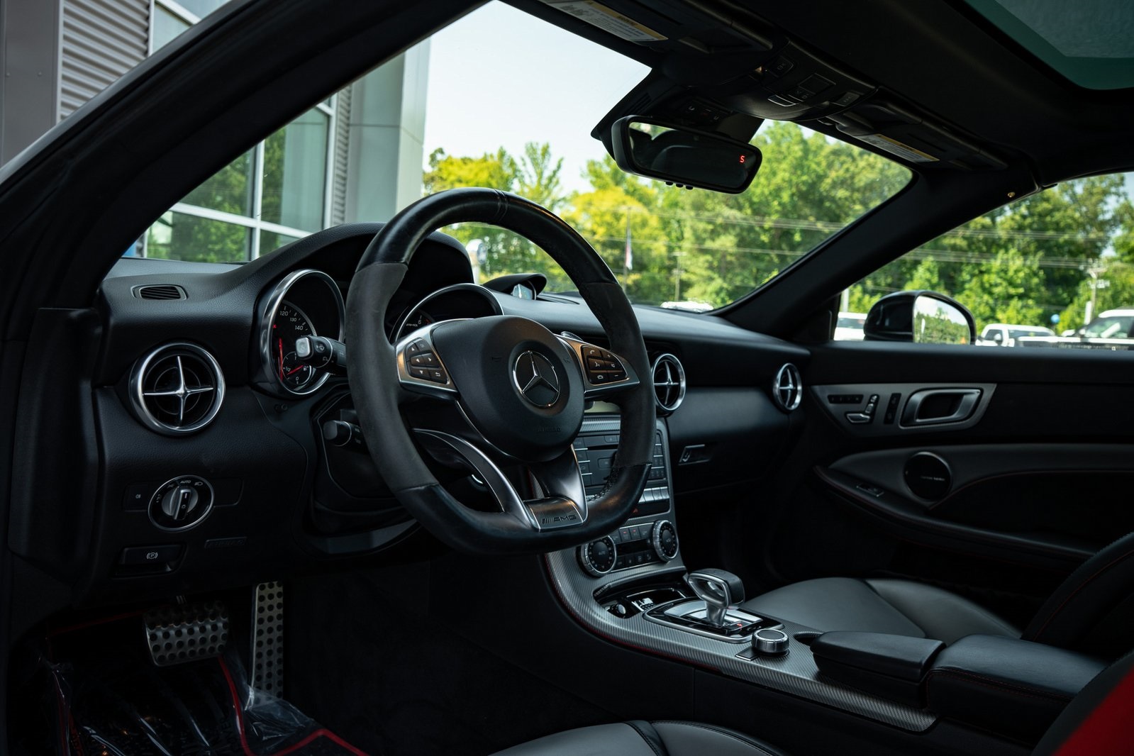 2019 Mercedes Benz SLC AMG 43 photo 20