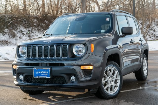 2023 Jeep Renegade Latitude's photo