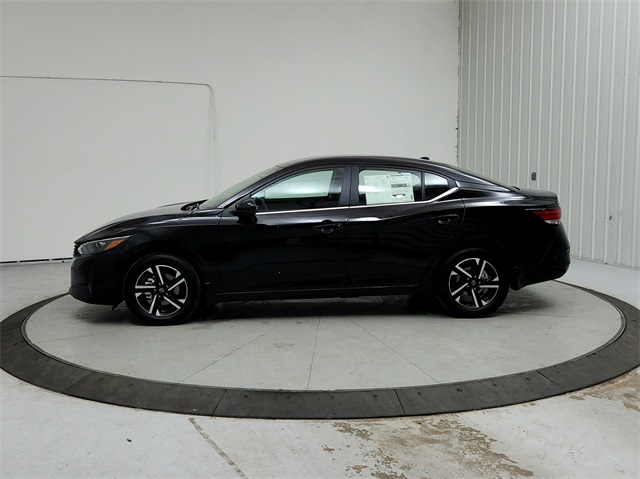 2025 Nissan Sentra SV photo 3