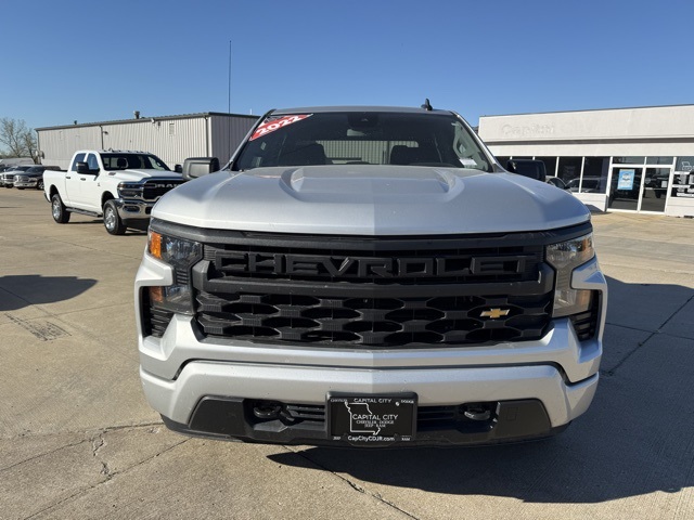 2022 Chevrolet Silverado 1500 Custom photo 3