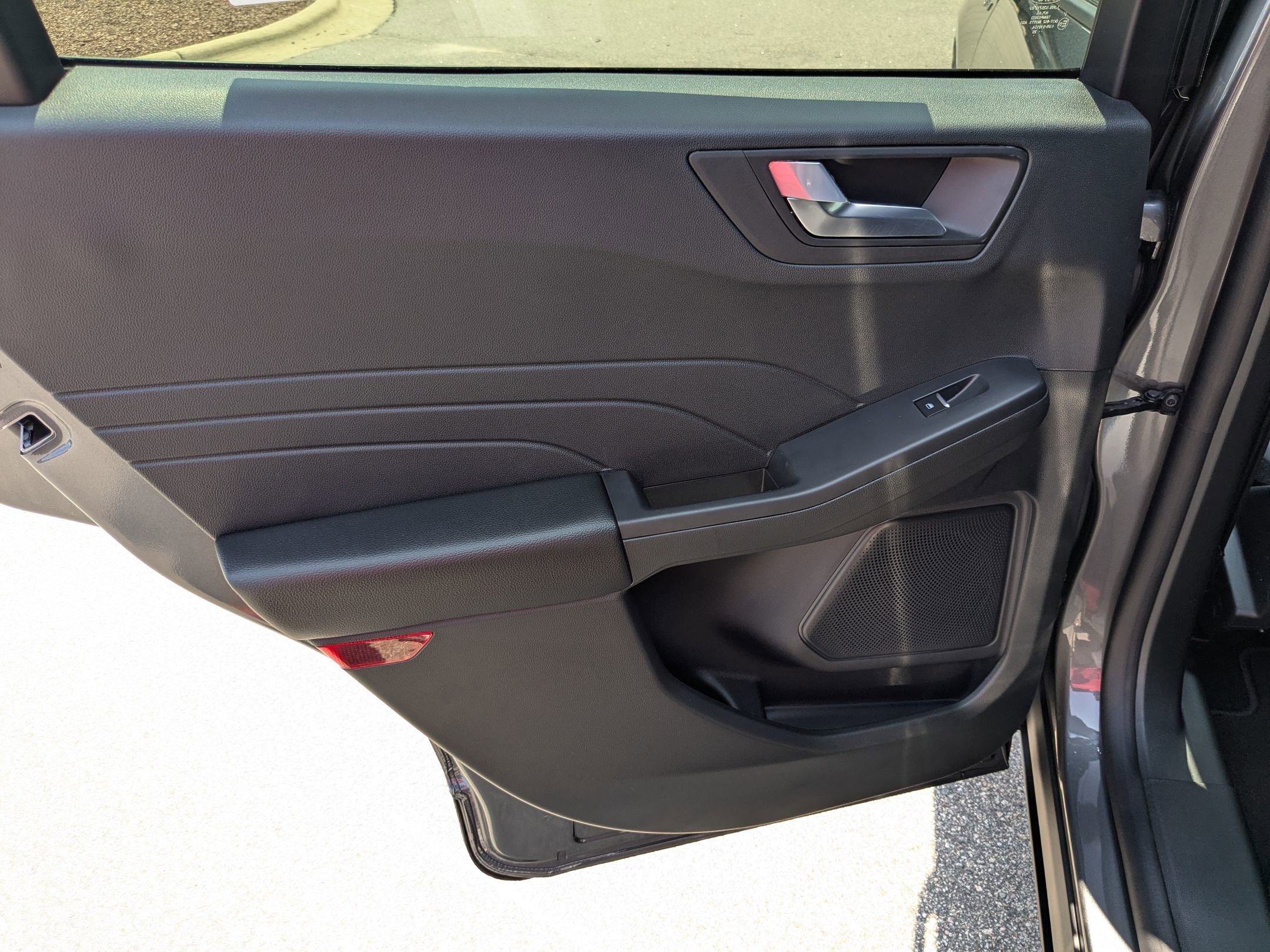 2025 Ford Escape ST-Line photo 24