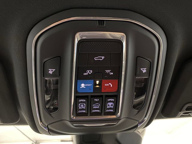 2025 Jeep Grand Cherokee Limited photo 25