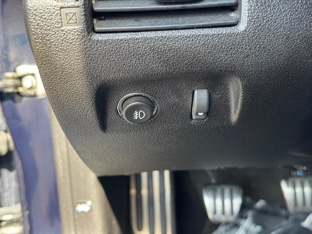 2007 Saturn Sky Base photo 17