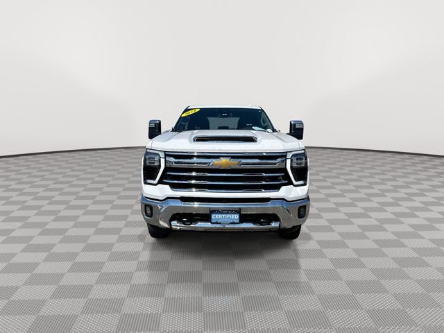 2024 Chevrolet Silverado 2500HD LTZ photo 3
