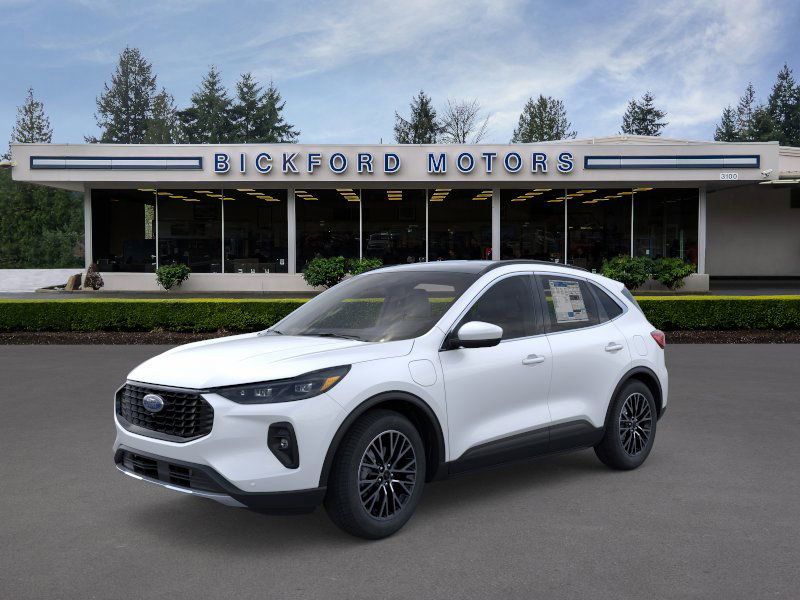 2025 Ford Escape PHEV's photo