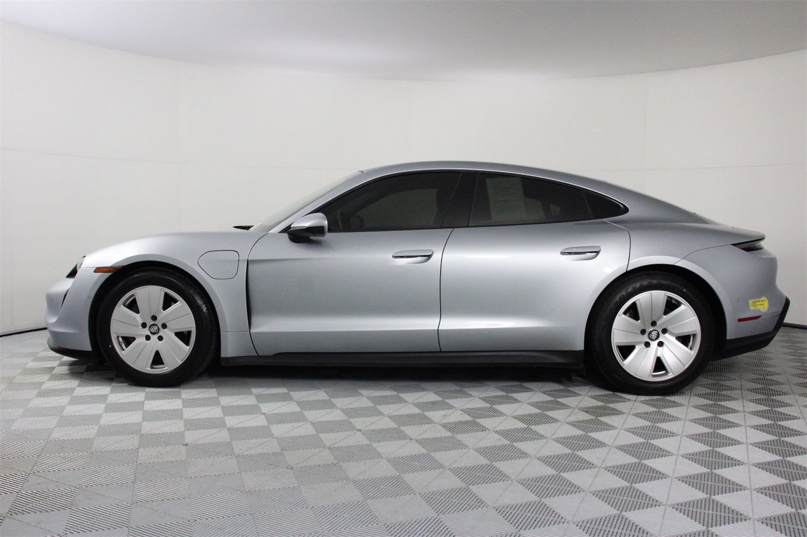 Certified 2022 Porsche Taycan Base with VIN WP0AA2Y18NSA12812 for sale in Pasadena, CA