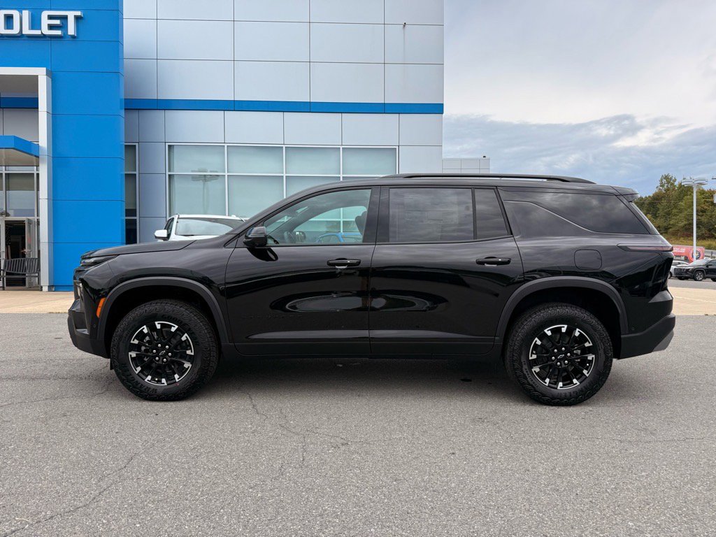 2026 Chevrolet Traverse Z71 photo 2