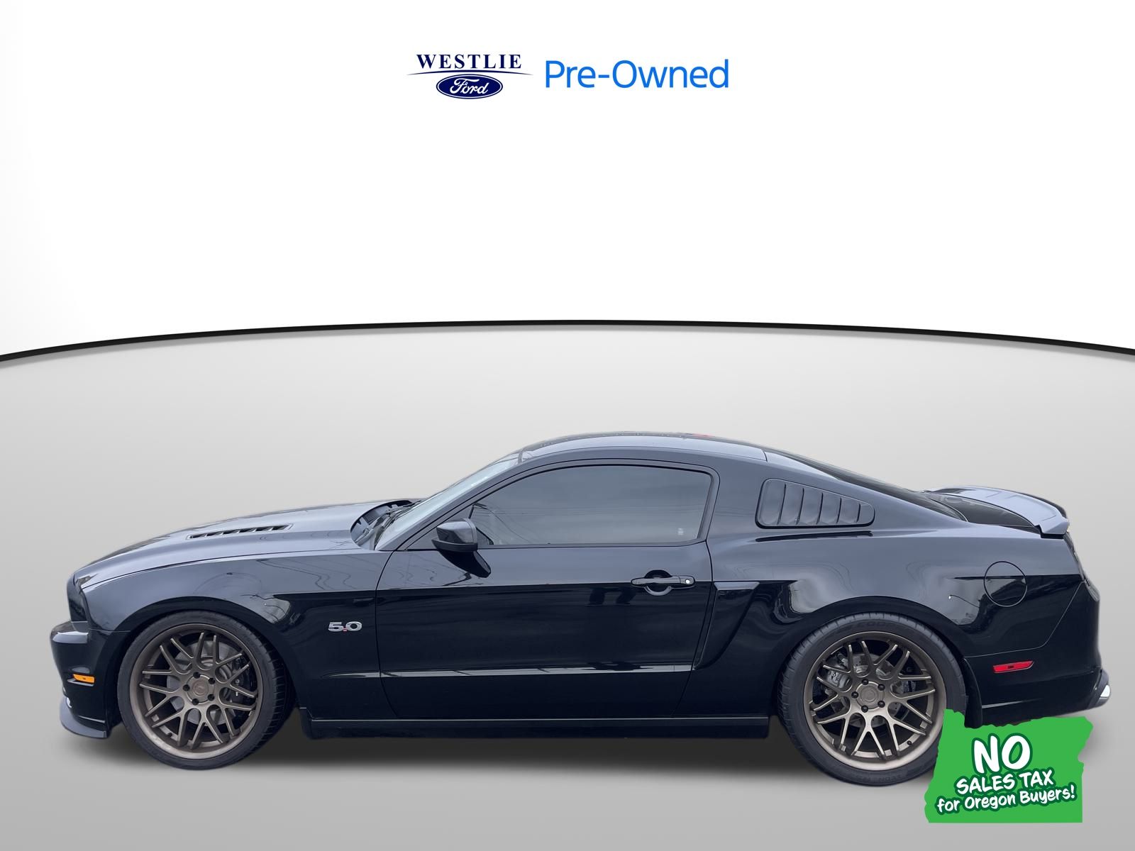 2013 Ford Mustang GT Premium's photo