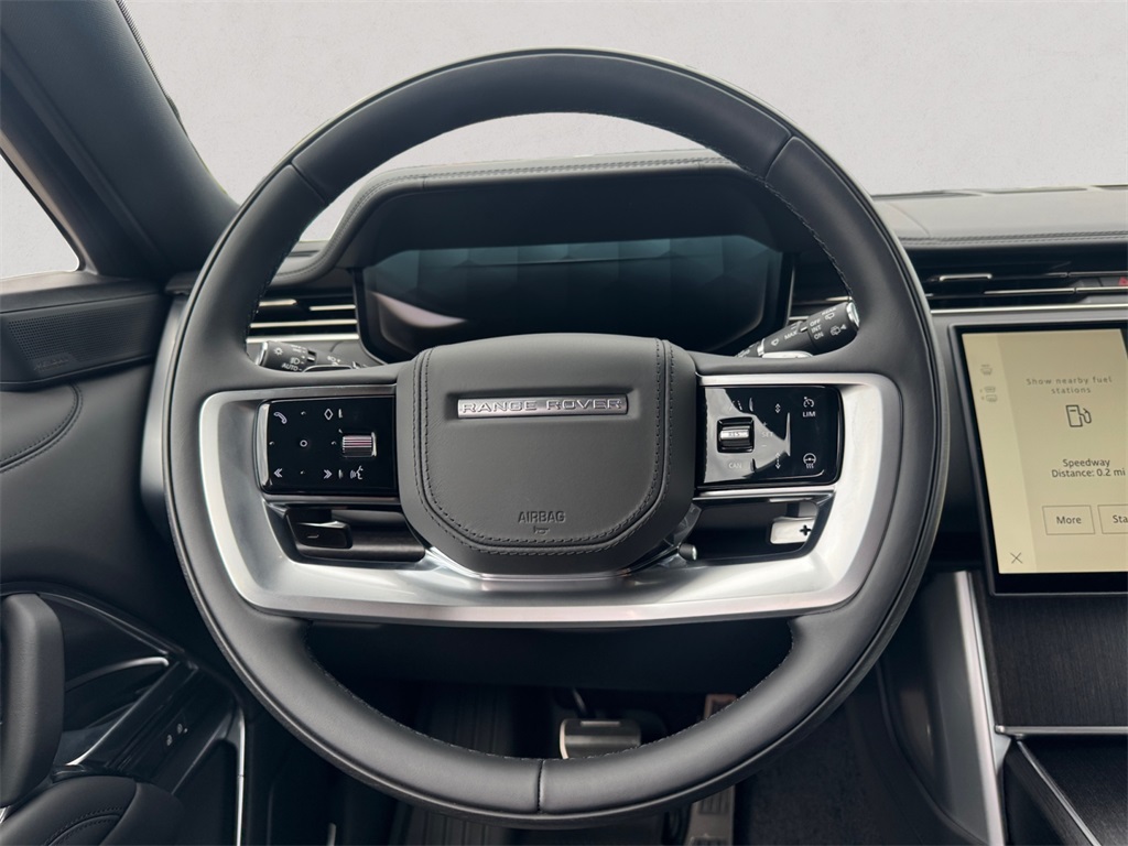 2025 Land Rover Range Rover SE photo 10