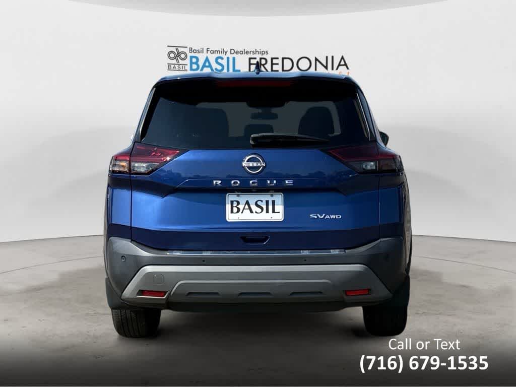 2023 Nissan Rogue SV photo 3
