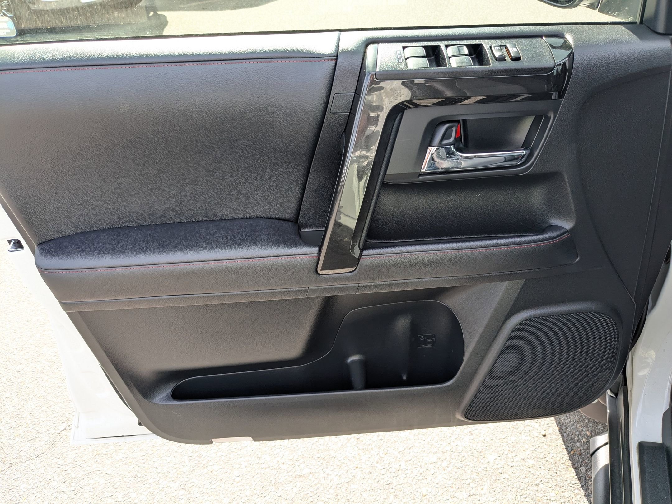 2024 Toyota 4Runner TRD Premium photo 9