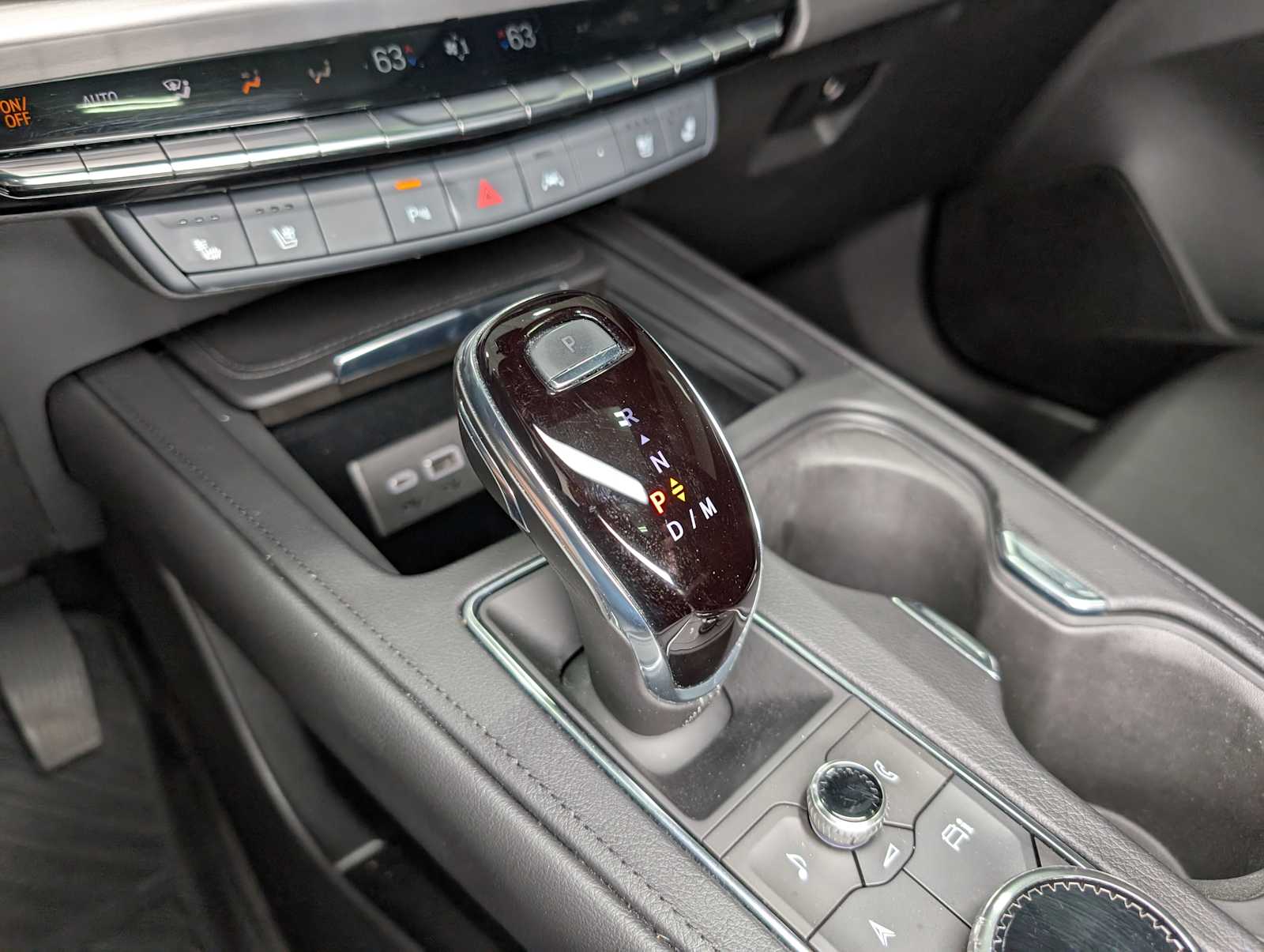 2024 Cadillac XT4 Premium Luxury photo 29
