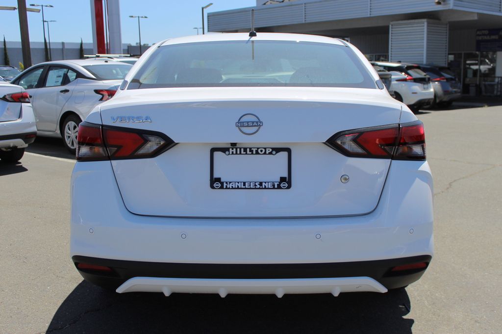 2025 Nissan Versa 1.6 S photo 7