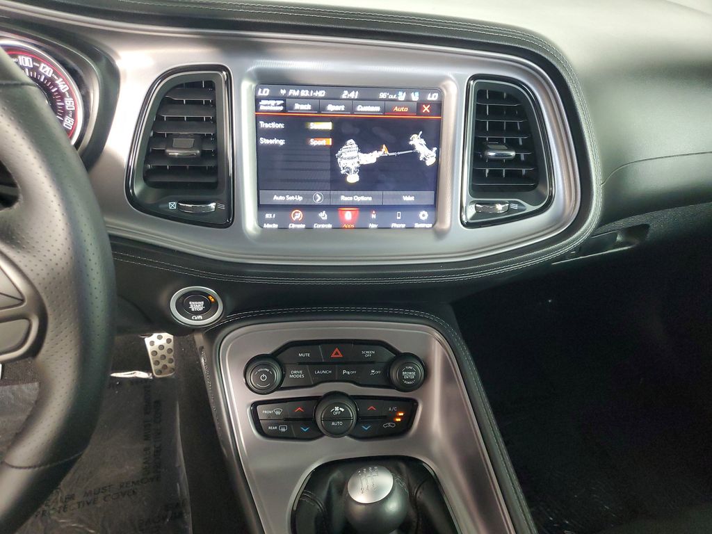 2023 Dodge Challenger R/T Scat Pack photo 12