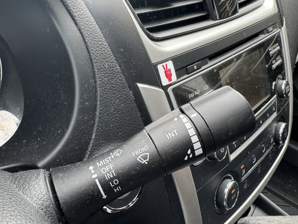 2016 Nissan Altima 2.5 S photo 17