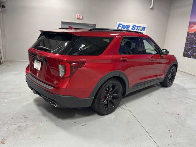 2020 Ford Explorer ST photo 4