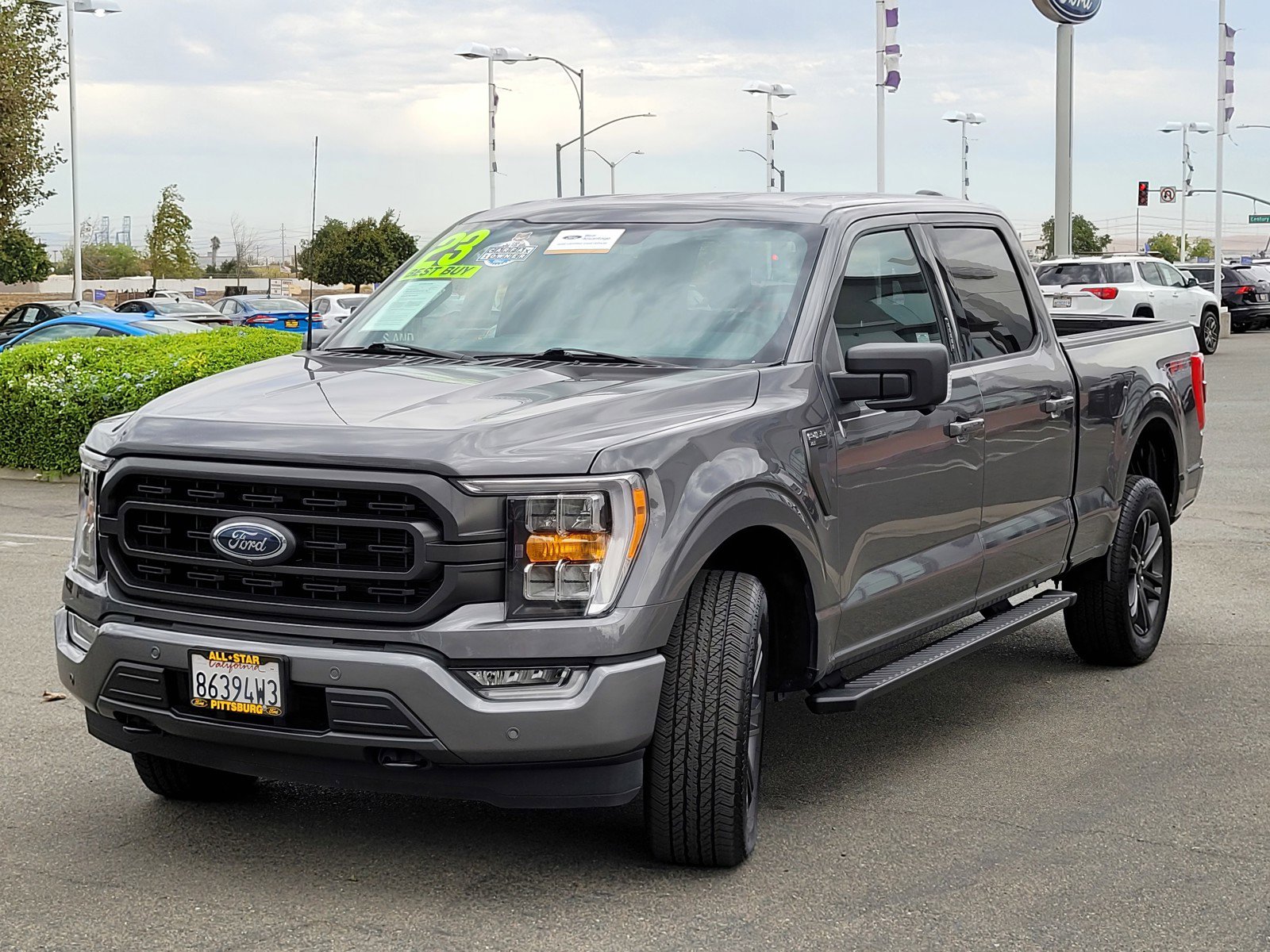 2023 Ford F-150 XLT photo 8