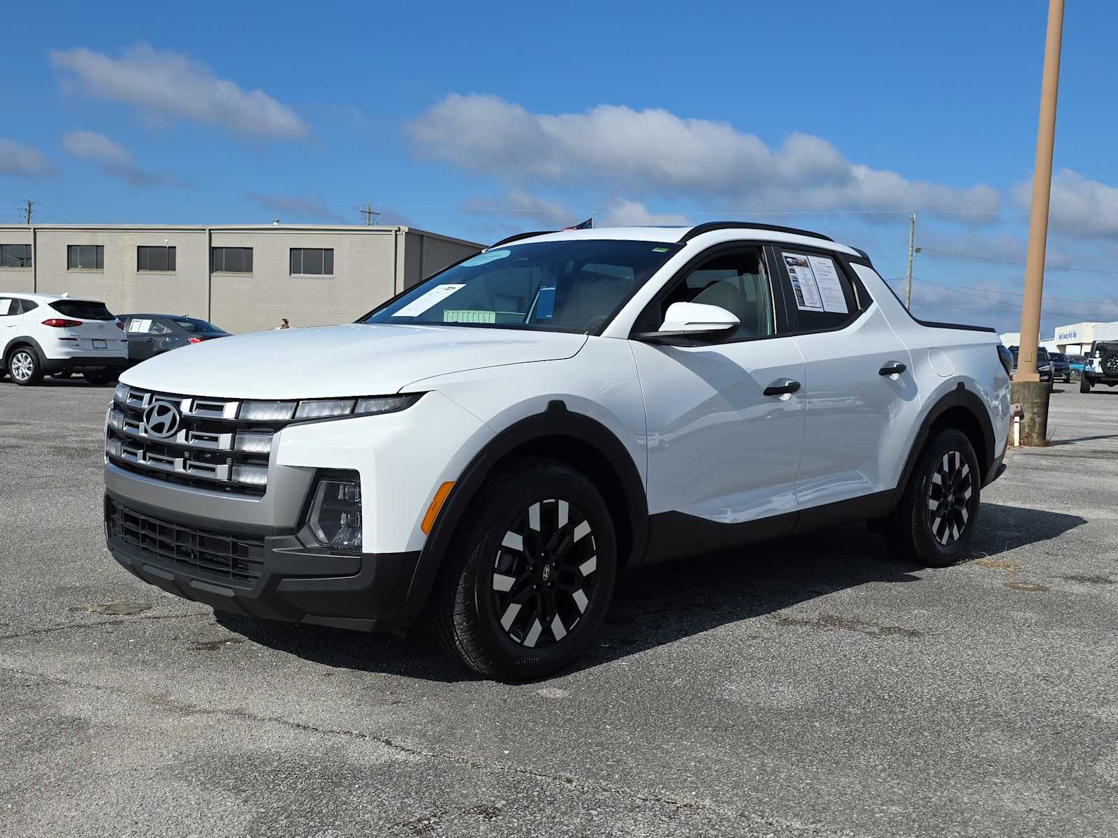 2025 Hyundai Santa Cruz SEL Activity photo 4