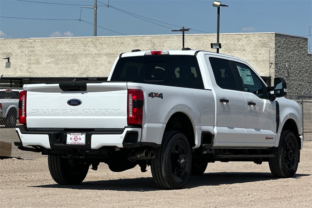 2025 Ford F-250 XL photo 4