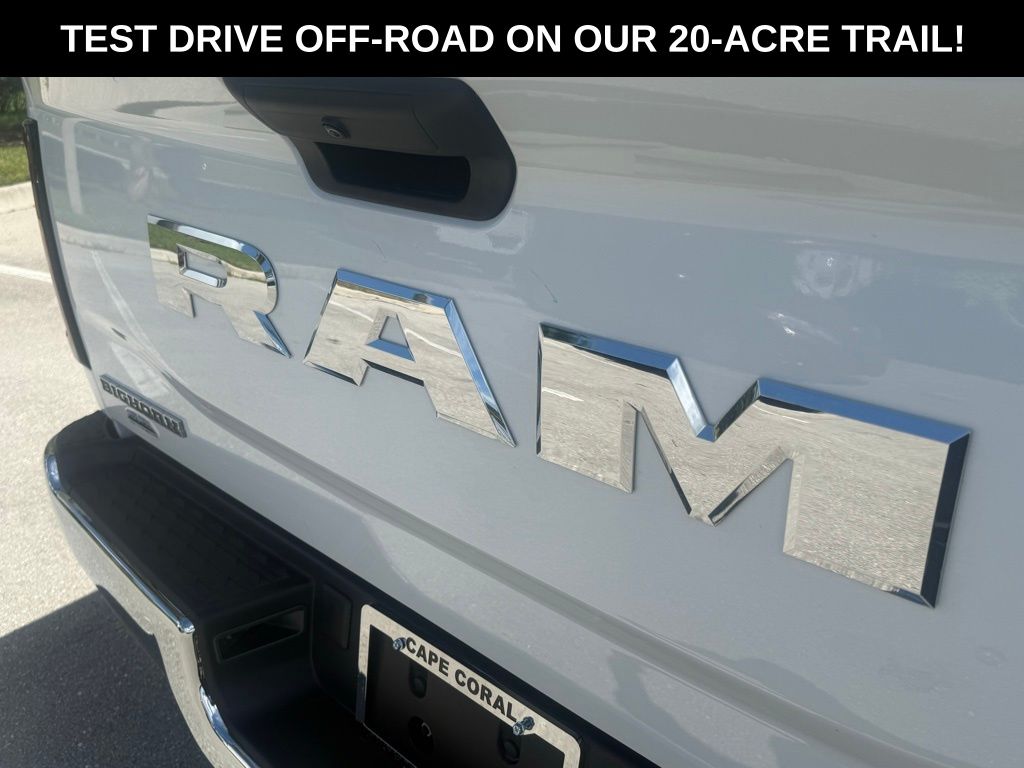 2026 Ram 2500 Big Horn photo 29