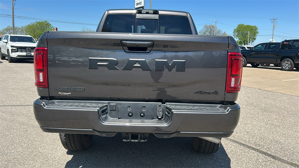 2025 Ram 2500 Laramie photo 4