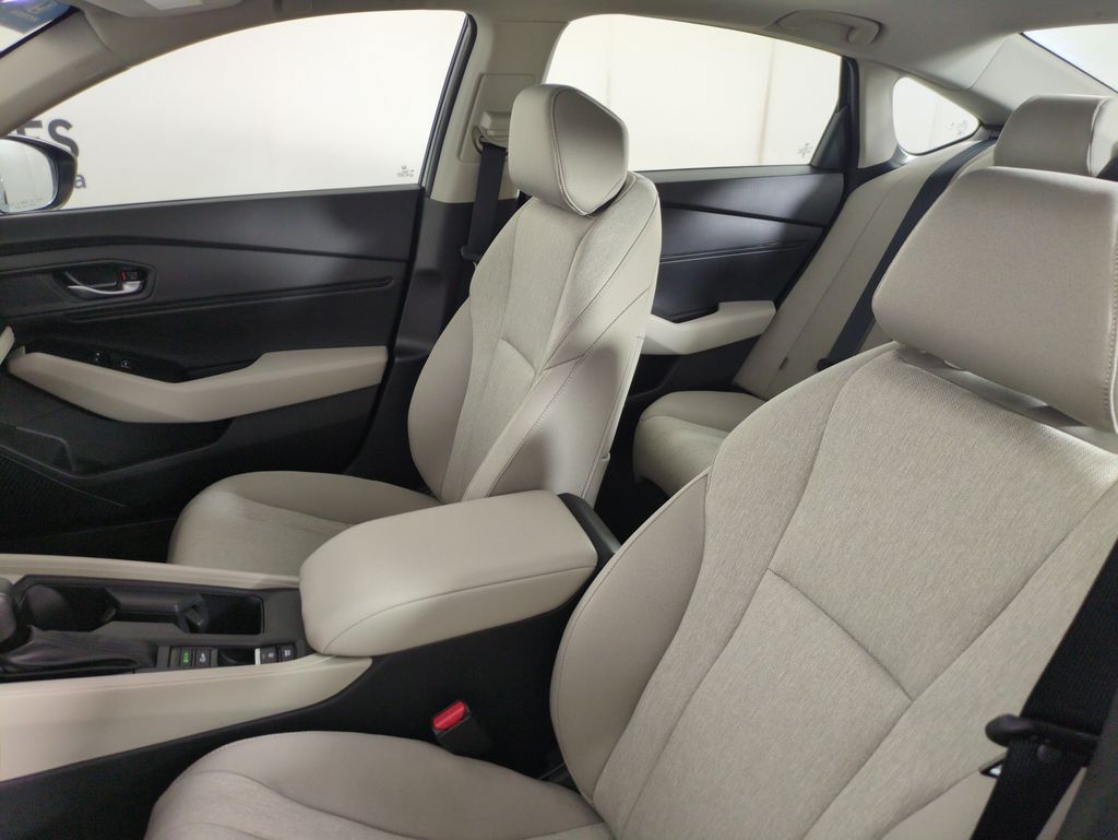 2025 Honda Accord SE photo 9