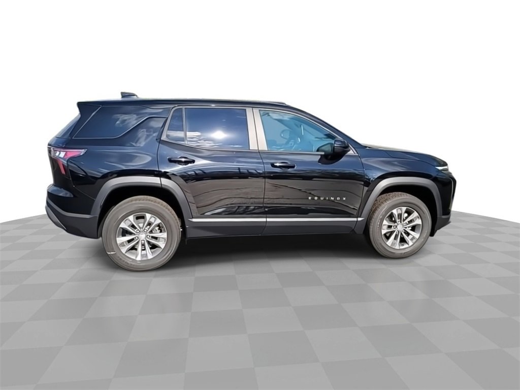 2026 Chevrolet Equinox LT photo 10