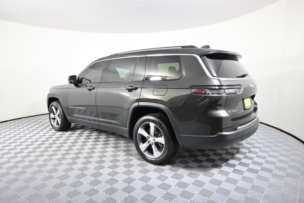 2022 Jeep Grand Cherokee Limited photo 3