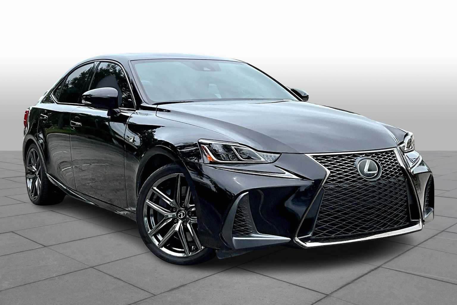 2020 Lexus IS 300 F SPORT photo 2