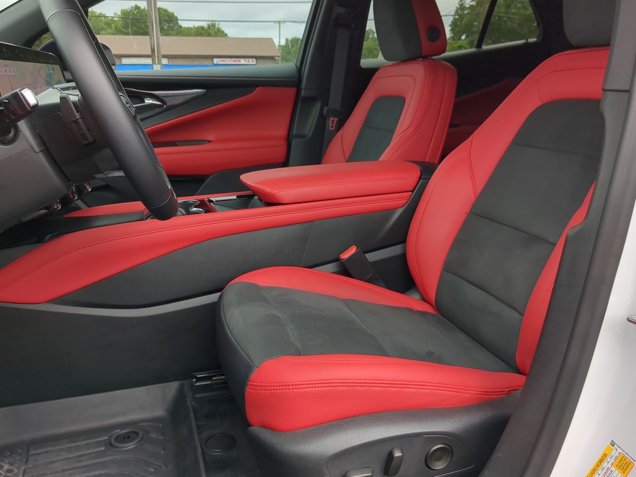 2024 Chevrolet Blazer EV RS photo 16