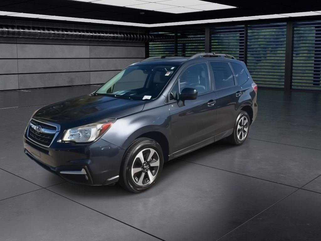 2017 Subaru Forester 2.5i Premium photo 4