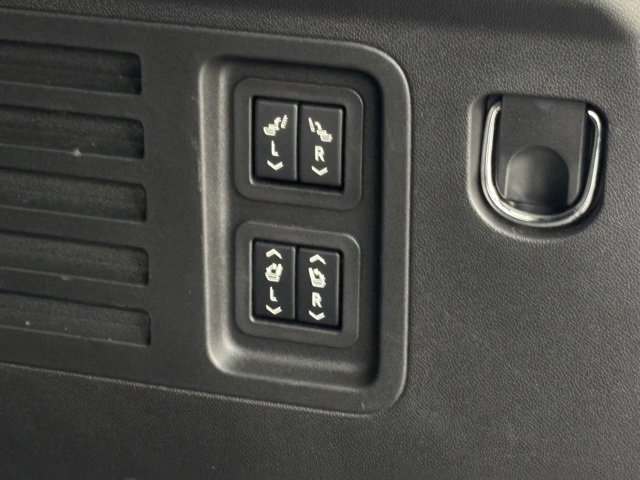 2024 Gmc Acadia Denali photo 10