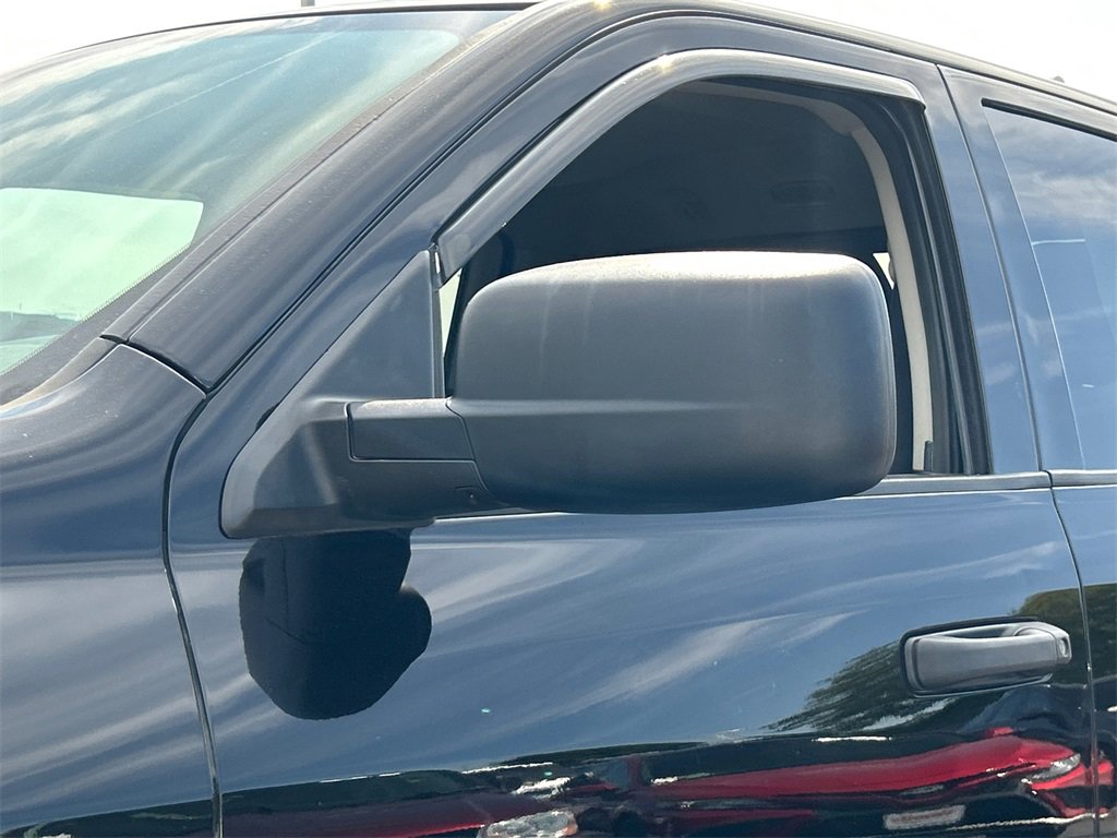 2020 Ram 1500 Classic photo 12