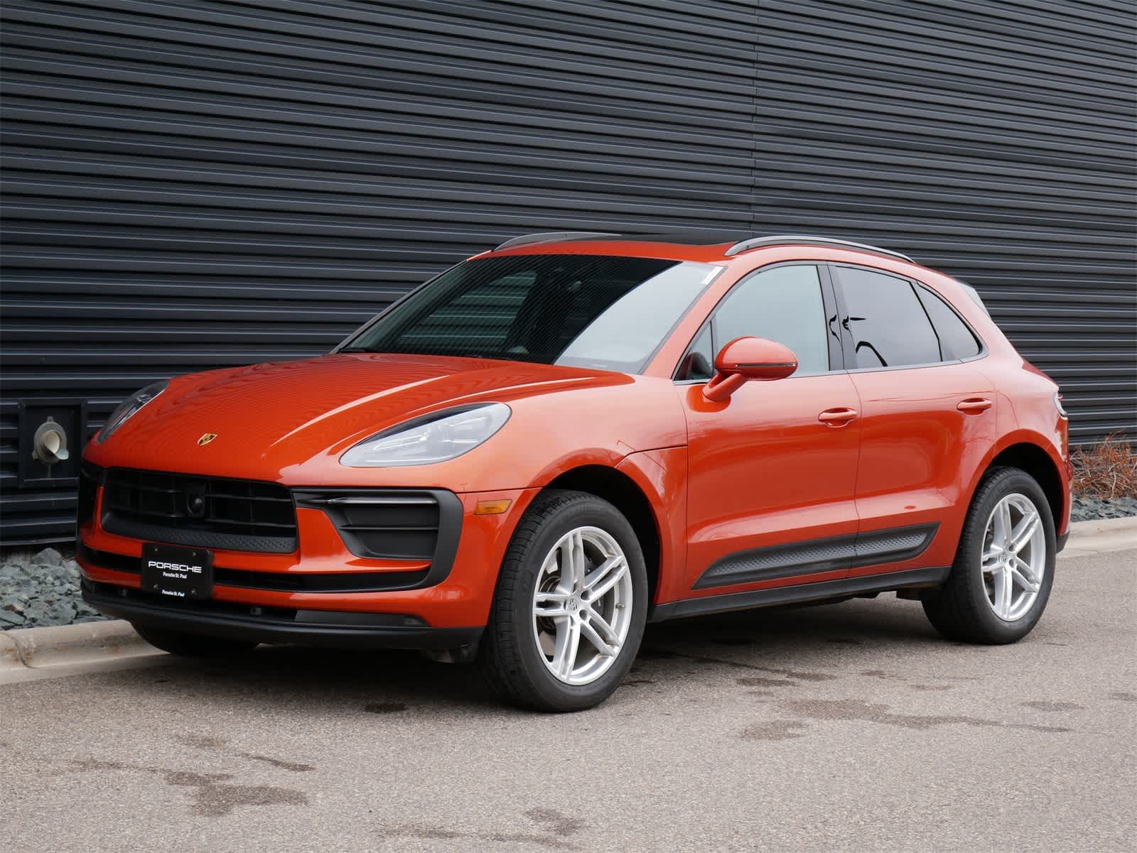 2024 Porsche Macan Base