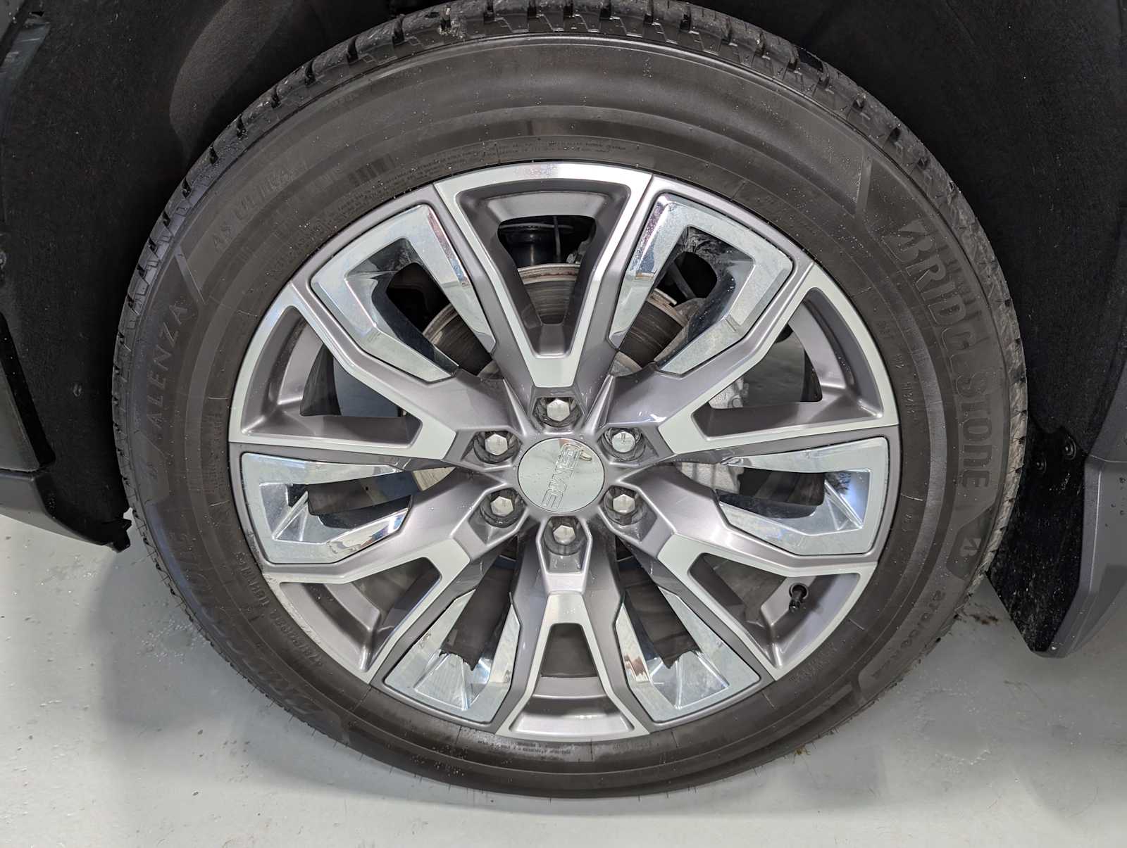 2023 Gmc Sierra 1500 Denali photo 2