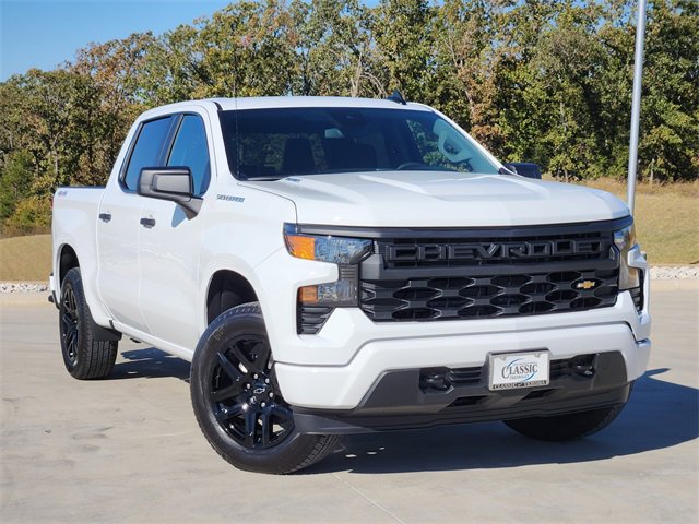 2026 Chevrolet Silverado 1500 Custom's photo