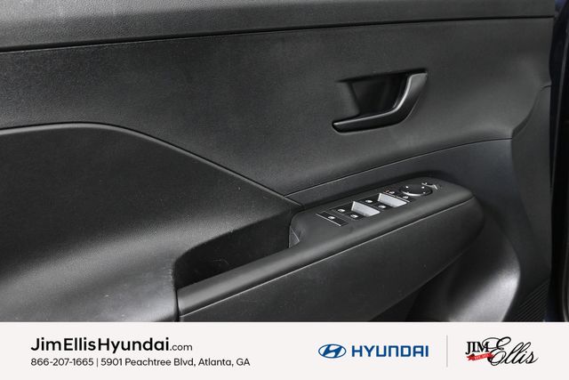 2024 Hyundai Kona SEL photo 6